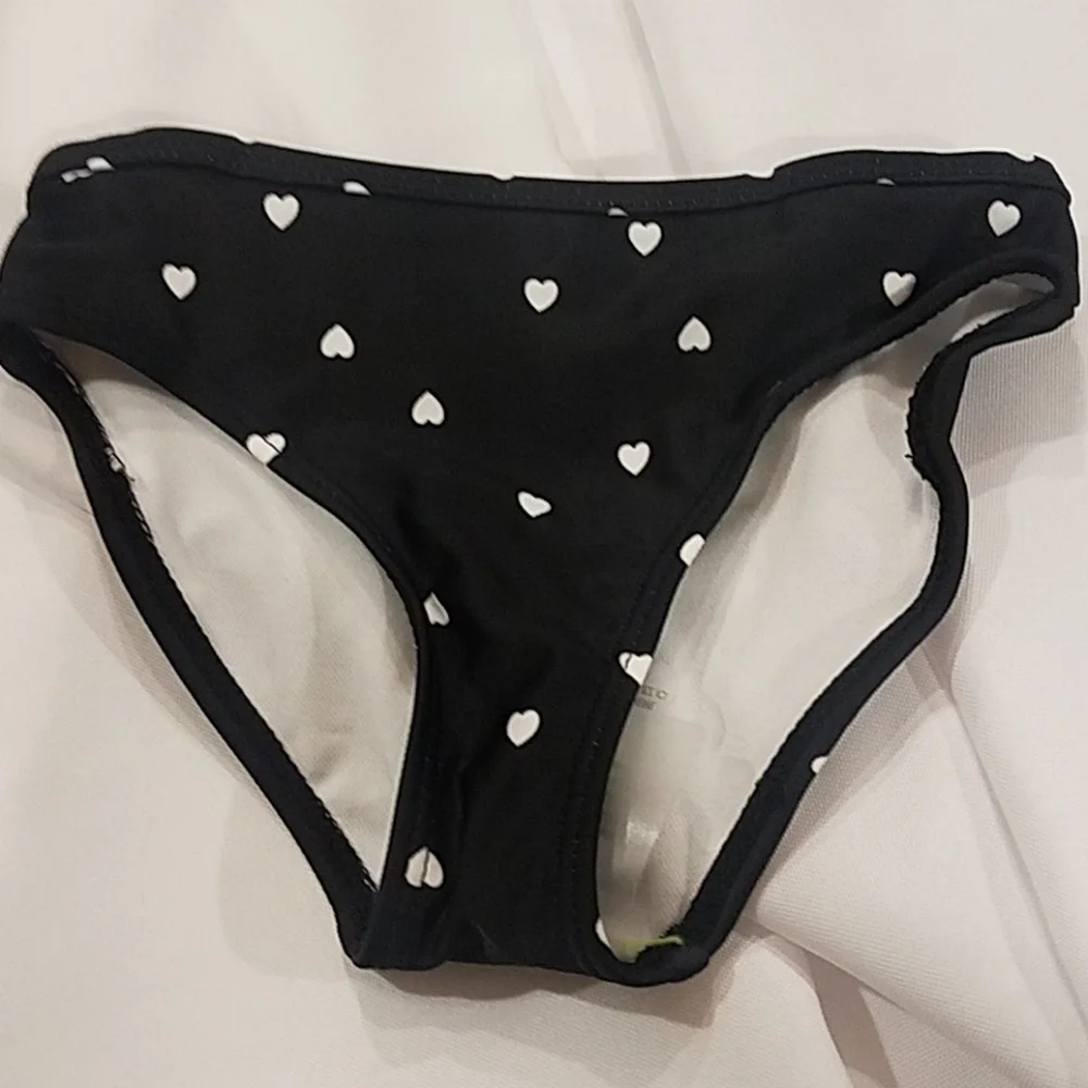 Carter's Girl's Baby Size 6 Months Swimsuit Rashguard Black White Bathing Suit